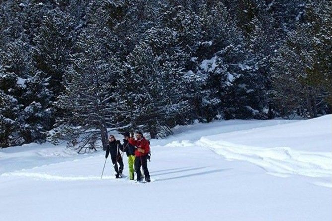 excursion-raquettes-a-neige-andorre-grandvalira