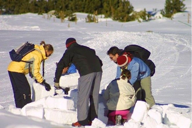 construction-igloo-andorre-grandvalira
